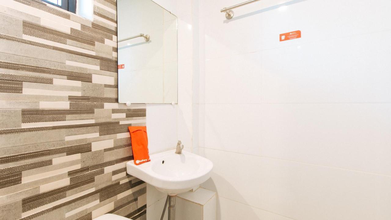Reddoorz @ Walk Inn Hotel Manila Bagian luar foto