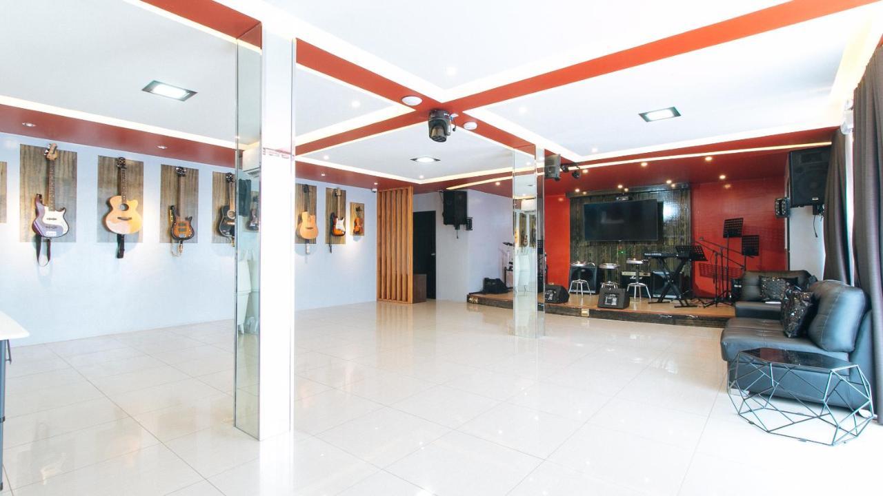 Reddoorz @ Walk Inn Hotel Manila Bagian luar foto